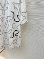 LOUIS VUITTON Line Embroidered T-shirt - Image 5