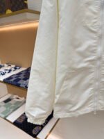 LOUIS VUITTON white double-sided windproof pin jacket jacket jacket - Image 8