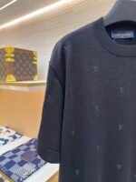 LOUIS VUITTON Full Embroidered Knitted Short Sleeve - Image 4