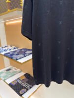 LOUIS VUITTON Full Embroidered Knitted Short Sleeve - Image 9