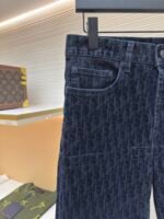 Dior x KAWS collaboration jeans - Image 4