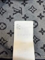 Louis Vuitton dark blue logo cuffed denim jacket - Image 18