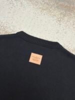 Charlie Luciano dinosaur head sweater - Image 14