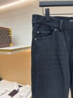 Balenciaga solid color loose flared jeans - Image 4