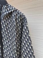 BURBERRY warhorse double-sided cashmere plaid hooded jacket - Image 5