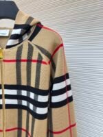 BURBERRY warhorse double-sided cashmere plaid hooded jacket - Image 7