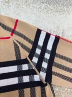 BURBERRY warhorse double-sided cashmere plaid hooded jacket - Image 15