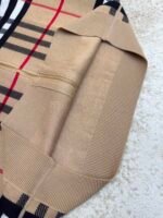 BURBERRY warhorse double-sided cashmere plaid hooded jacket - Image 17