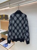 Burberry zip-up sweater - Image 2