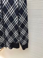 Burberry zip-up sweater - Image 15