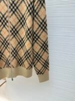 Burberry zip-up sweater - Image 14