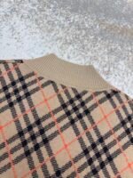 Burberry zip-up sweater - Image 10