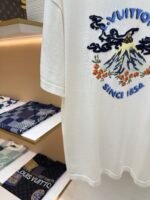 Louis Vuitton Nigo collaboration volcano embroidered knitted short-sleeved T-shirt - Image 16
