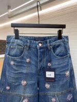 Louis Vuitton hand-sewn cherry blossom rhinestone embroidered denim shorts - Image 3