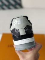 LOUIS VUITTON TRAINER SNEAKERS - Image 4