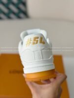LOUIS VUITTON TRAINER SNEAKERS - Image 4