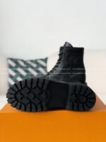 LOUIS VUITTON RANGER LEATHER ANKLE BOOTS - Image 9