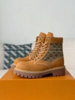 LOUIS VUITTON RANGER LEATHER ANKLE BOOTS - Image 2