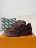 LOUIS VUITTON TRAINER SNEAKERS - Image 2