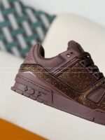 LOUIS VUITTON TRAINER SNEAKERS - Image 9