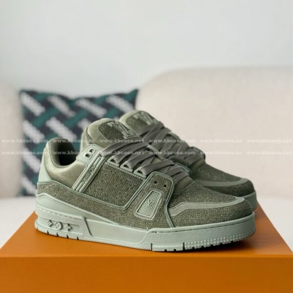 LOUIS VUITTON TRAINER SNEAKERS