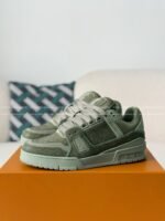 LOUIS VUITTON TRAINER SNEAKERS - Image 2