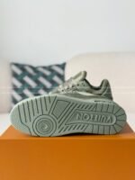 LOUIS VUITTON TRAINER SNEAKERS - Image 11