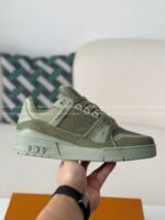 LOUIS VUITTON TRAINER SNEAKERS - Image 10