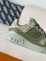 LOUIS VUITTON TRAINER SNEAKERS - Image 9
