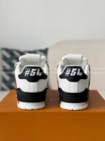 LOUIS VUITTON TRAINER SNEAKERS - Image 3
