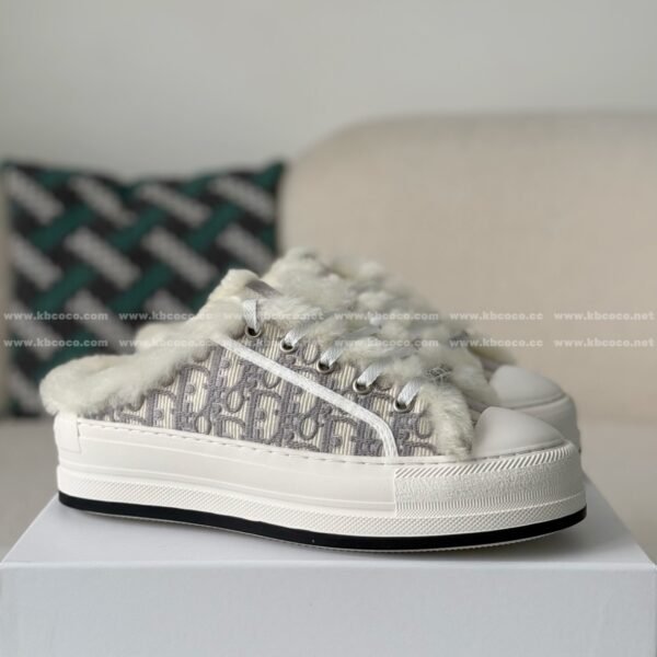 Dior Walk'n Thick-Soled Toe-Covered Slippers