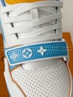 LOUIS VUITTON TRAINER SNEAKERS - Image 8