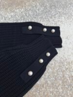 Louis Vuitton Pearl Aviator Brooch Lapel Sweater - Image 9