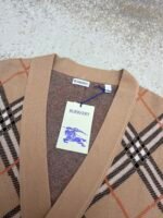 Burberry V-neck wool knit cardigan - Image 14