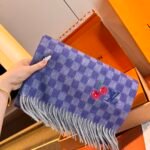 Louis Vuitton New Cashmere Cherry Scarf / Specification Size: 30*180cm - Image 2