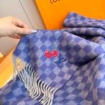 Louis Vuitton New Cashmere Cherry Scarf / Specification Size: 30*180cm - Image 4