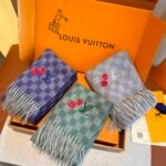 Louis Vuitton New Cashmere Cherry Scarf / Specification Size: 30*180cm - Image 3