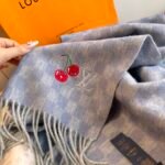 Louis Vuitton New Cashmere Cherry Scarf / Specification Size: 30*180cm - Image 6