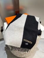 Hermès double-faced cashmere shawl / Specification size: 32*210cm - Image 9