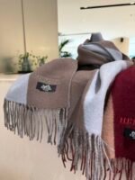 Hermès double-faced cashmere shawl / Specification size: 32*210cm - Image 4