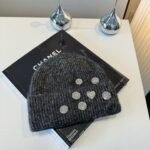 Chanel new wool hat, 100% wool