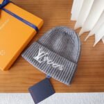 Louis Vuitton 2025 Autumn/Winter New Wool Hat - Image 10