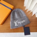 Louis Vuitton 2025 Autumn/Winter New Wool Hat - Image 9