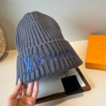 Louis Vuitton new knitted hat - Image 10