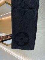 Louis Vuitton gradient lettering jeans - Image 7