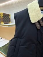 Loewe Lamb Collar Splicing Tie Decorative Vest [Women's] - Image 4