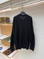 Chanel backpack button knitted cardigan - Image 2