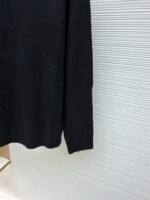 Chanel satchel button long-sleeved sweater - Image 7