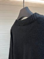 Chanel satchel button long-sleeved sweater - Image 15