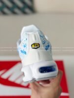 Nike Air Max Plus Classic Versatile Running Shoes - Image 4